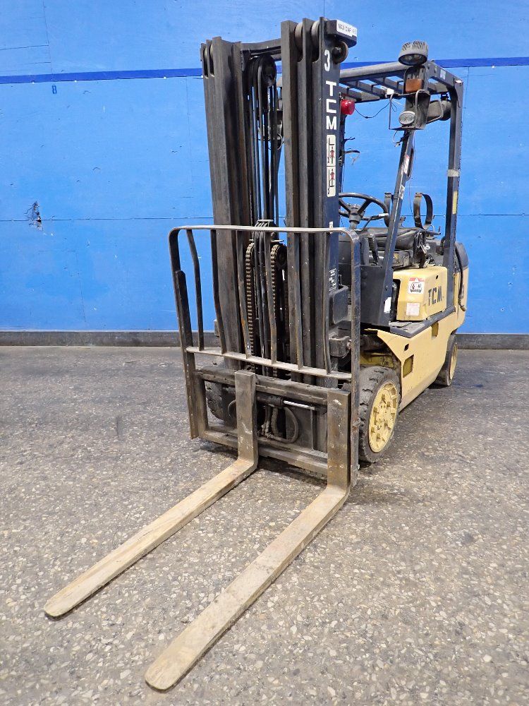Tcm 4600 Lbs Propane Forklift - Fcg25t7t