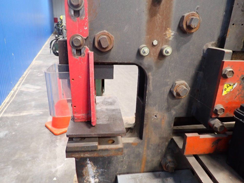 Edwards 55 Ton Hydraulic Iron Worker - Jaws Iv