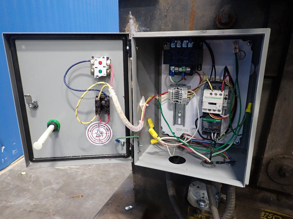 Edwards 55 Ton Hydraulic Iron Worker - Jaws Iv