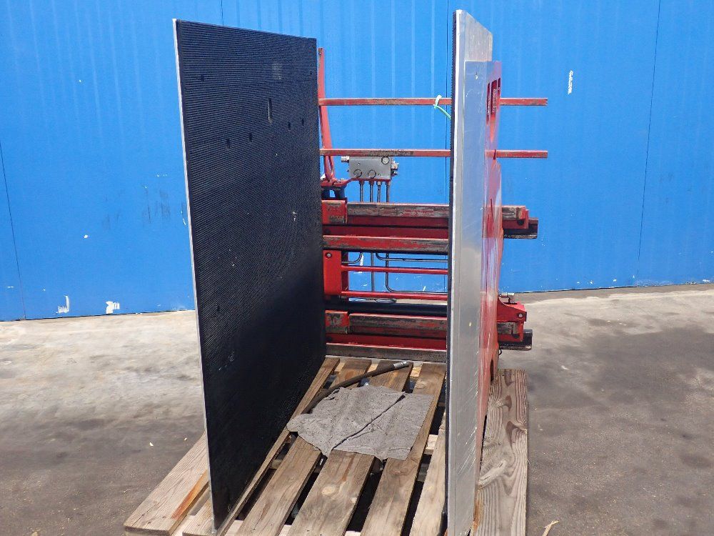 Bolzoni Auramo 2500# Forklift Clamp Attachment - Ks09z6a R01
