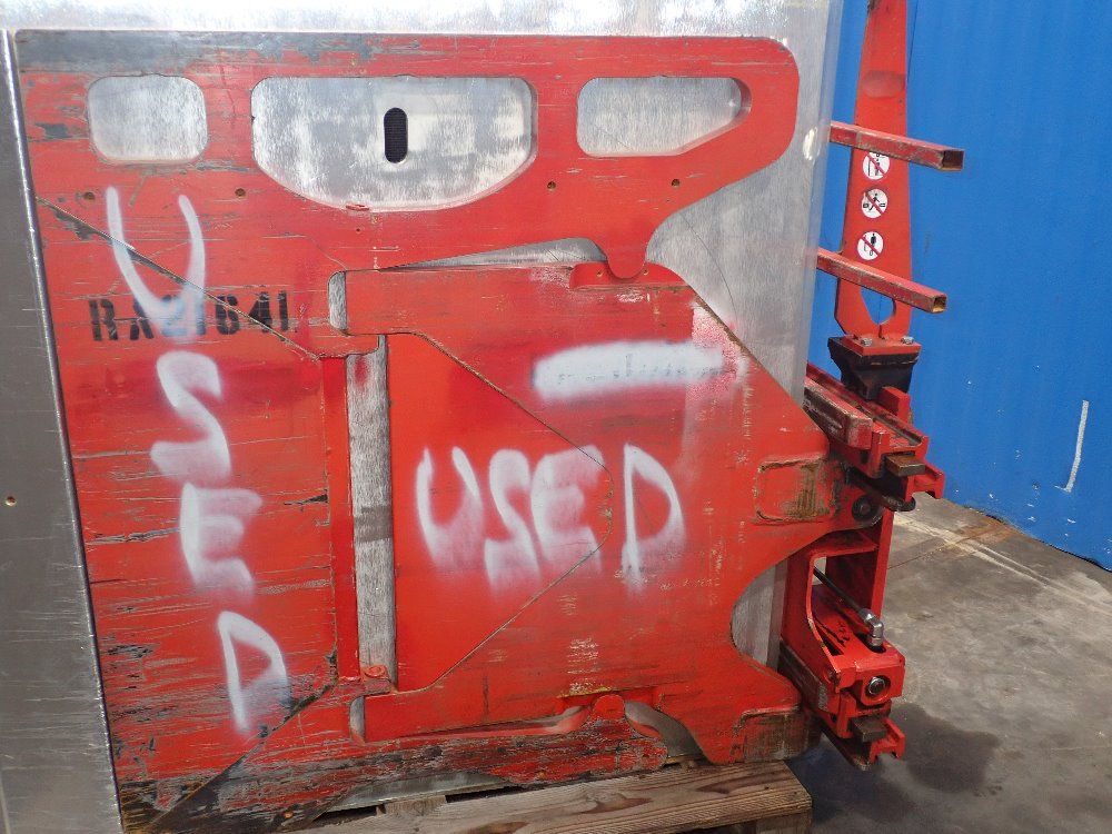 Bolzoni Auramo 2500# Forklift Clamp Attachment - Ks09z6a R01