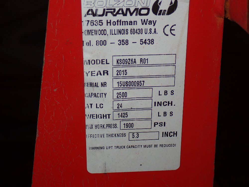 Bolzoni Auramo 2500# Forklift Clamp Attachment - Ks09z6a R01