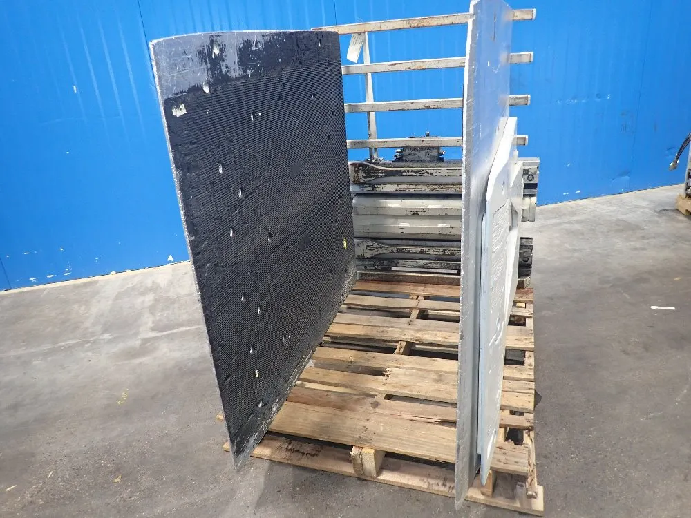 Cascade 2300# Forklift Clamp Attachment - 25d-ccb-188