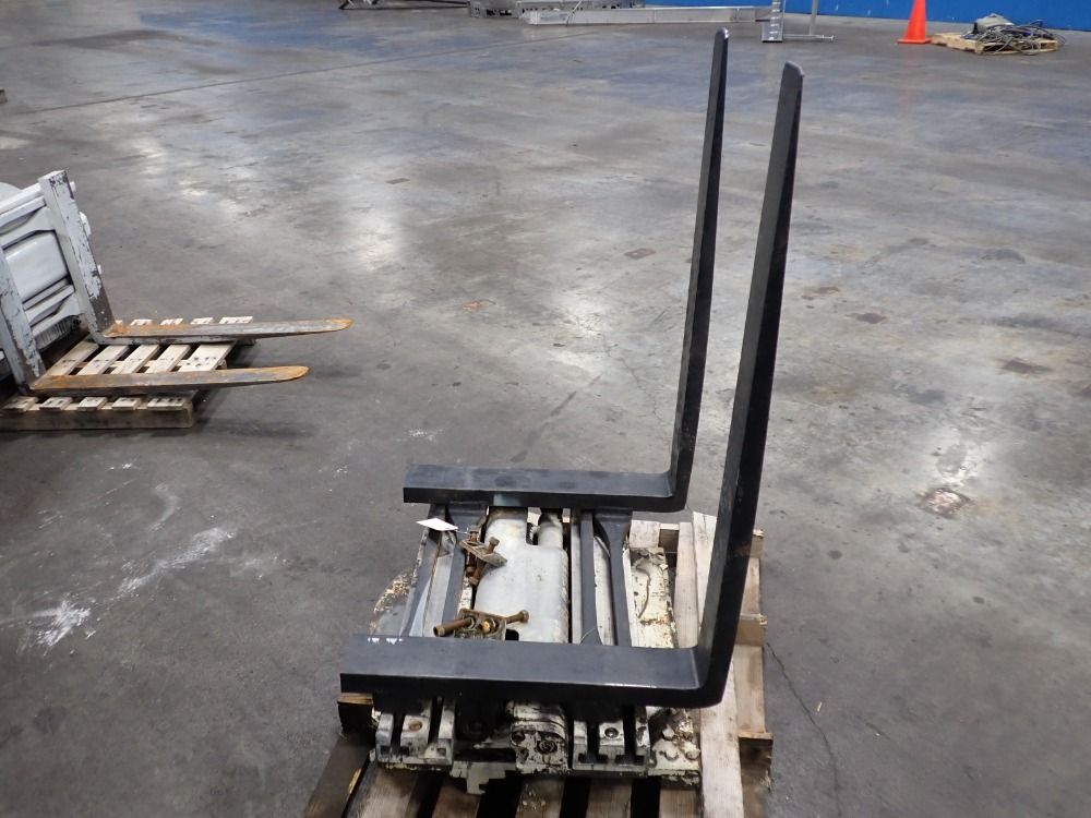 Cascade Forks: 45" X 5" X 2" Rotating Fork Positioner