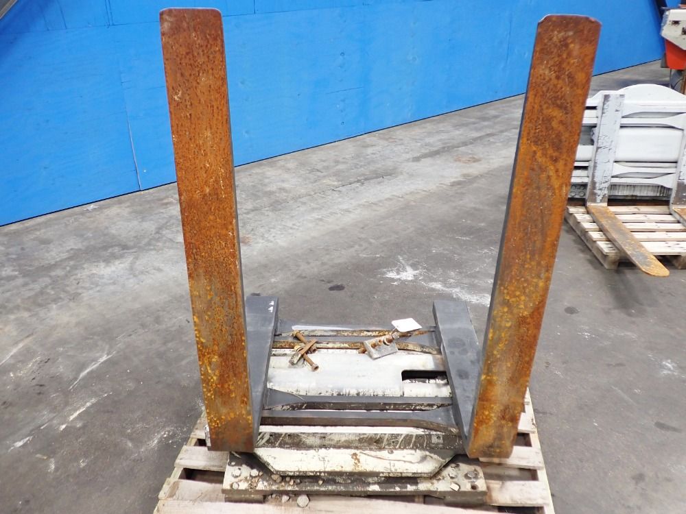 Cascade Forks: 45" X 5" X 2" Rotating Fork Positioner