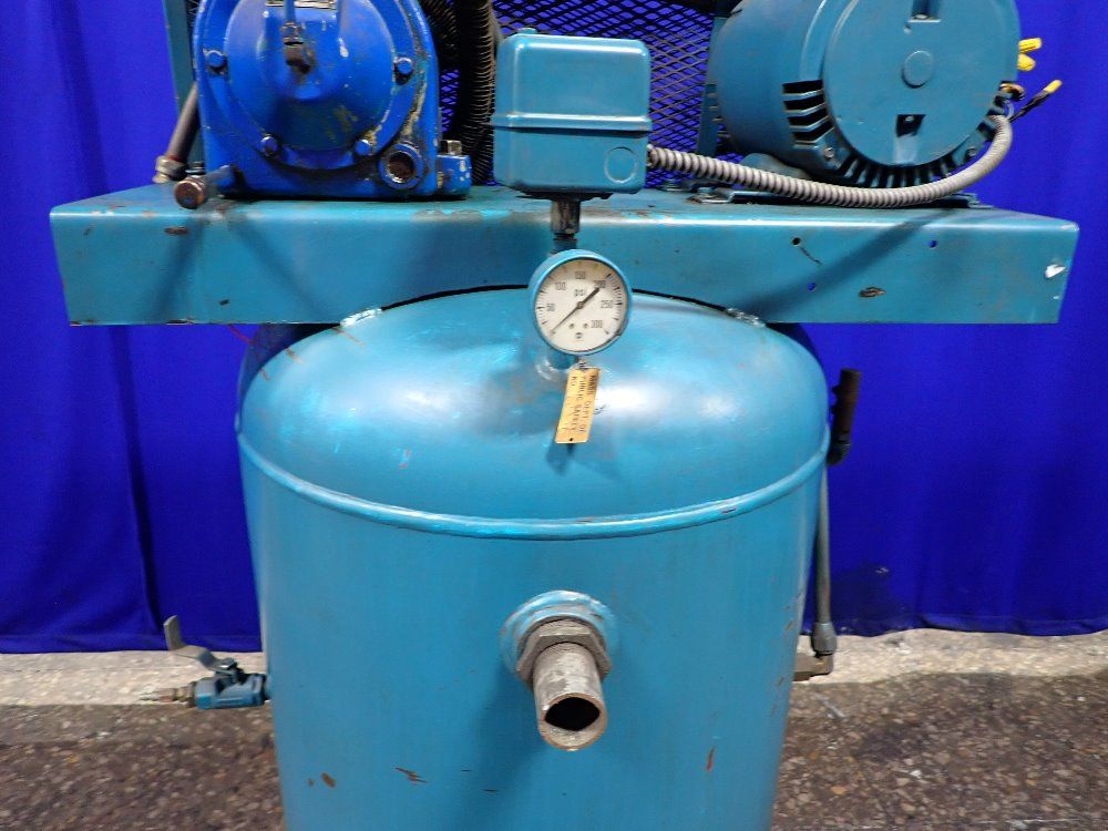 5 Hp Air Compressor - 335tv