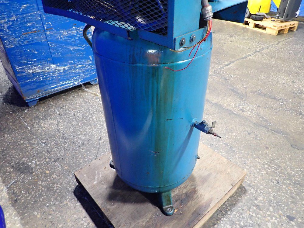 5 Hp Air Compressor - 335tv