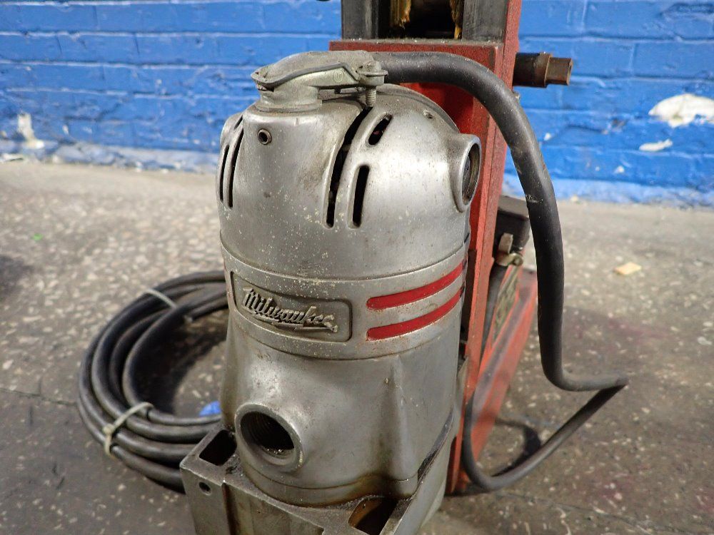 Milwaukee Electromagnetic Drill Press