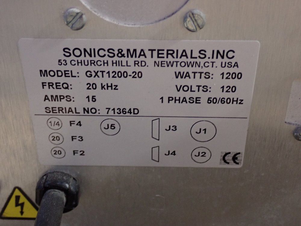 Sonics Ultrasonic Welder - 205s