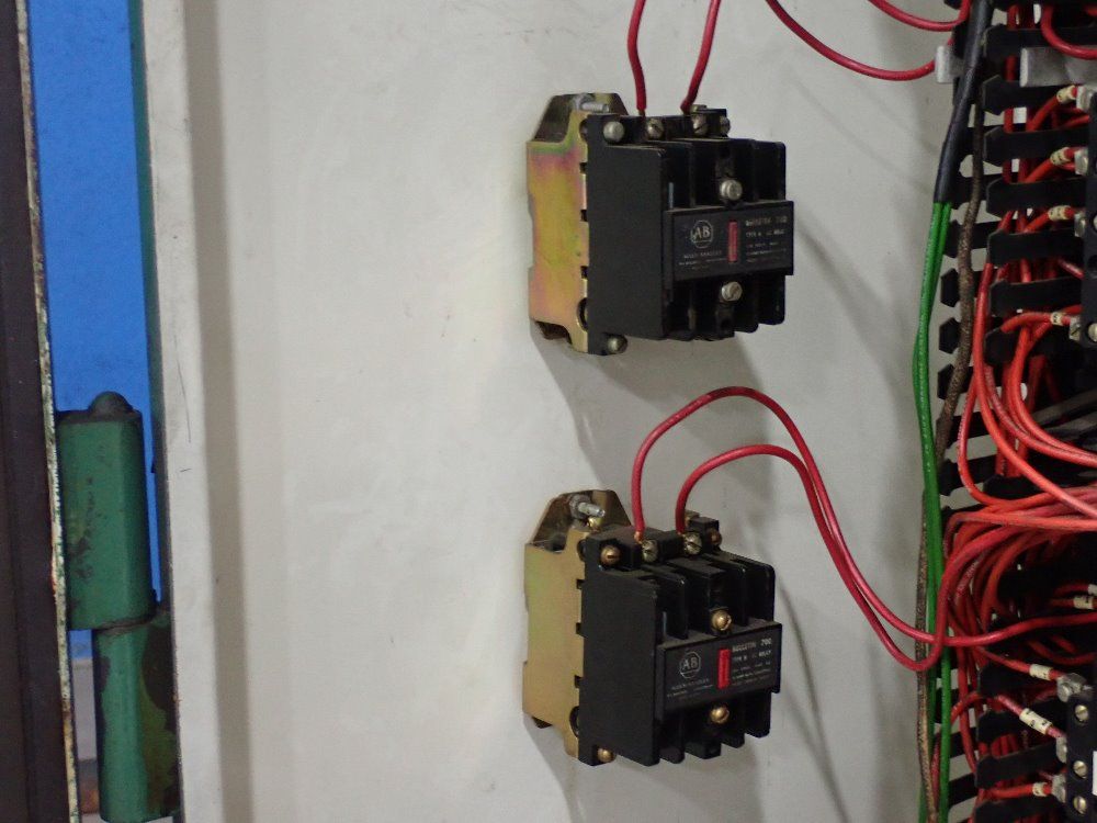 Giddings & Lewis-fraser Ltd. Centering And Facing Machine - Mc