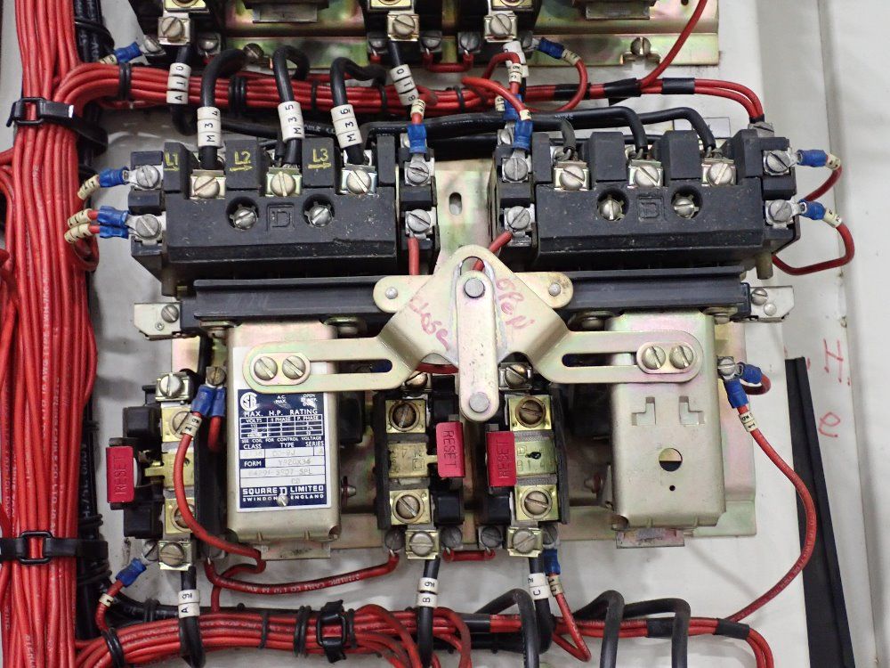 Giddings & Lewis-fraser Ltd. Centering And Facing Machine - Mc