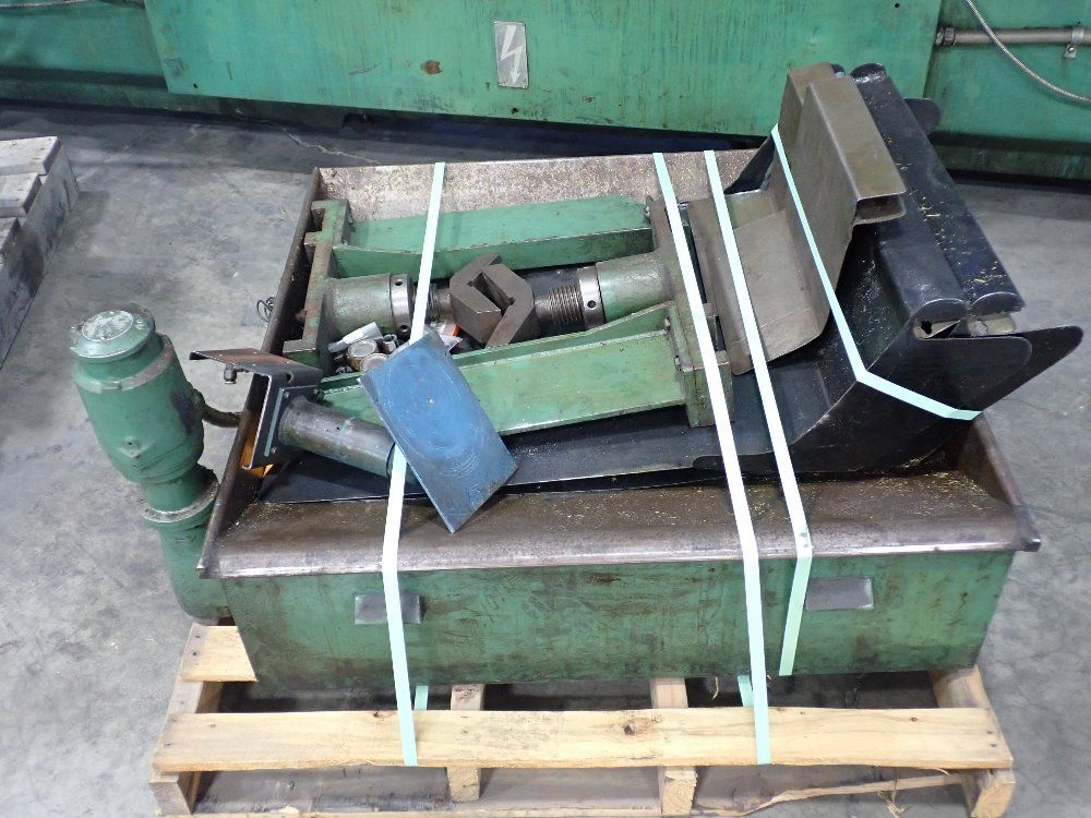 Giddings & Lewis-fraser Ltd. Centering And Facing Machine - Mc