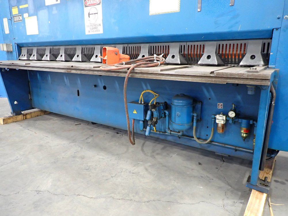 Cincinnati 1/4" Mild Steel/ 10' Shear - 250