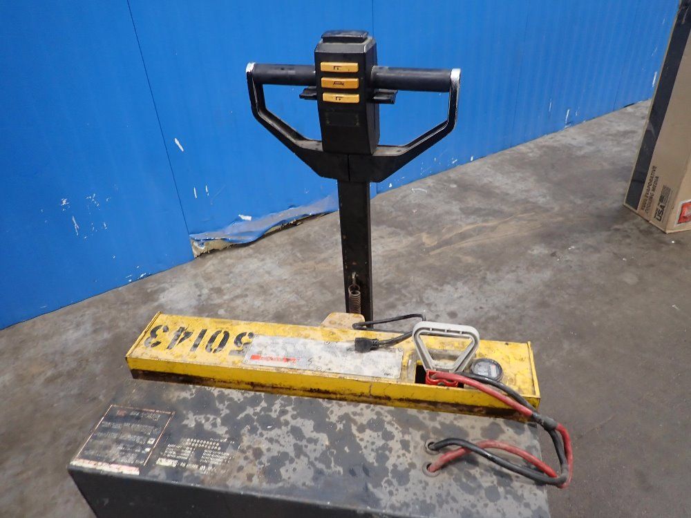Yale 4000# Electric Pallet Jack - Mpd04acn24c2748