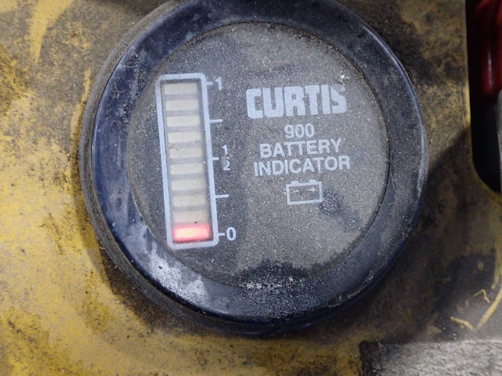 Yale 4000# Electric Pallet Jack - Mpd04acn24c2748