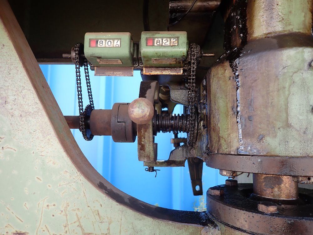 Verson 65 Ton 10' Press Brake