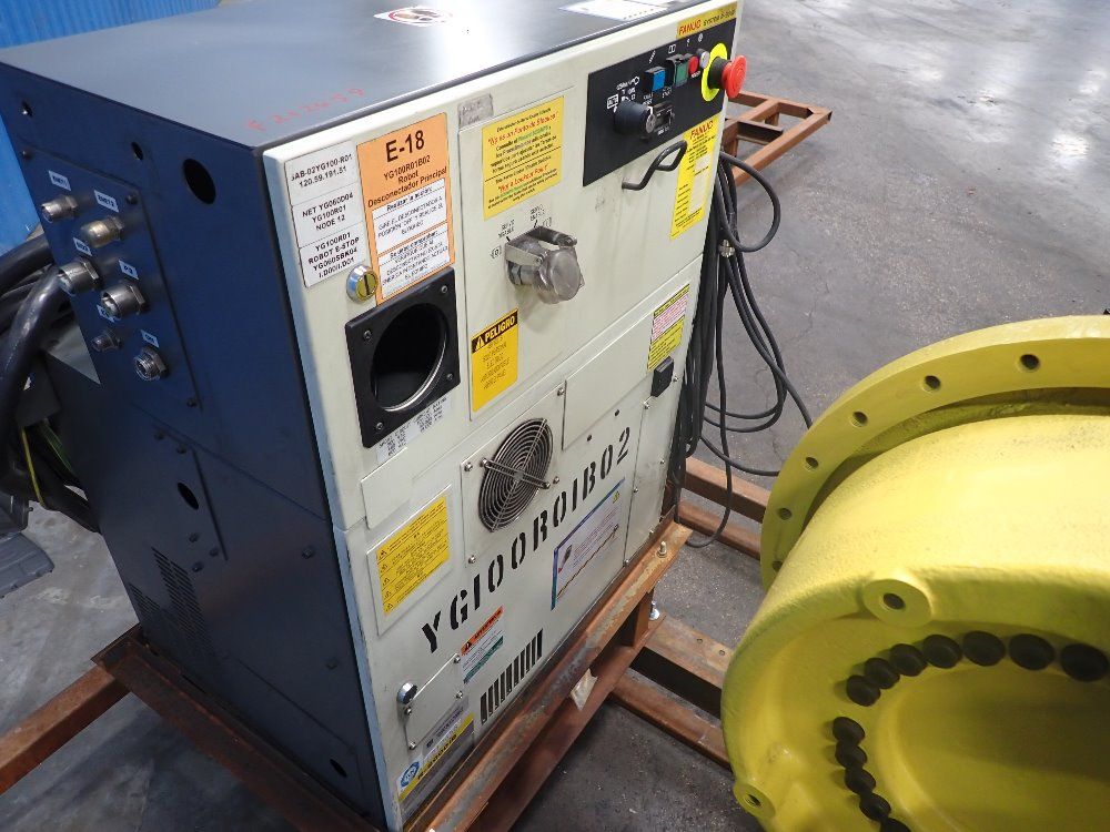 Fanuc 122" Reach, 276lb Robot - R2000ib 125l