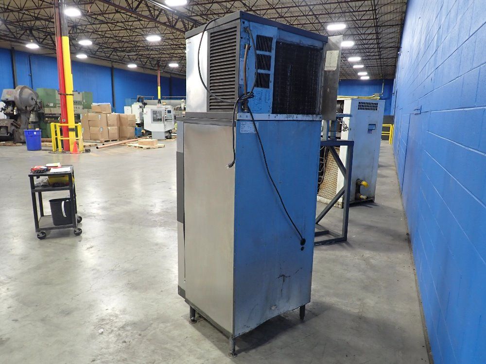 Manitowoc Ice Machine - Qpa310