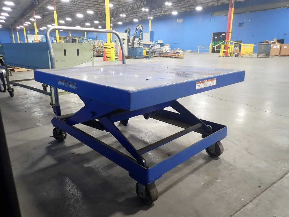 Vestil Mfg. Co. 500 Lbs. Portable Hydraulic Lift Table - Scsc-500-4242