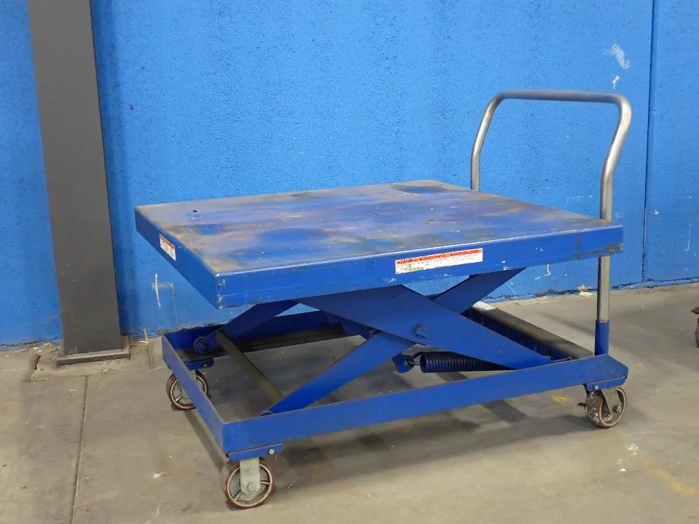 Vestil Mfg. Co. 500 Lbs. Portable Hydraulic Lift Table - Scsc-500-4242