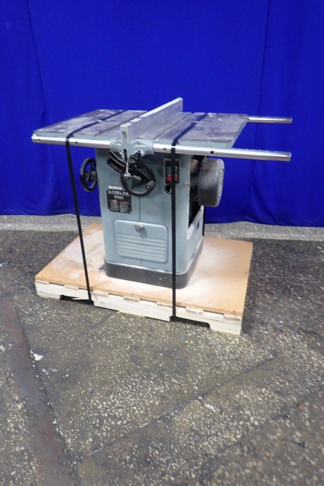 Delta 14" Throat Table Saw - 34-802
