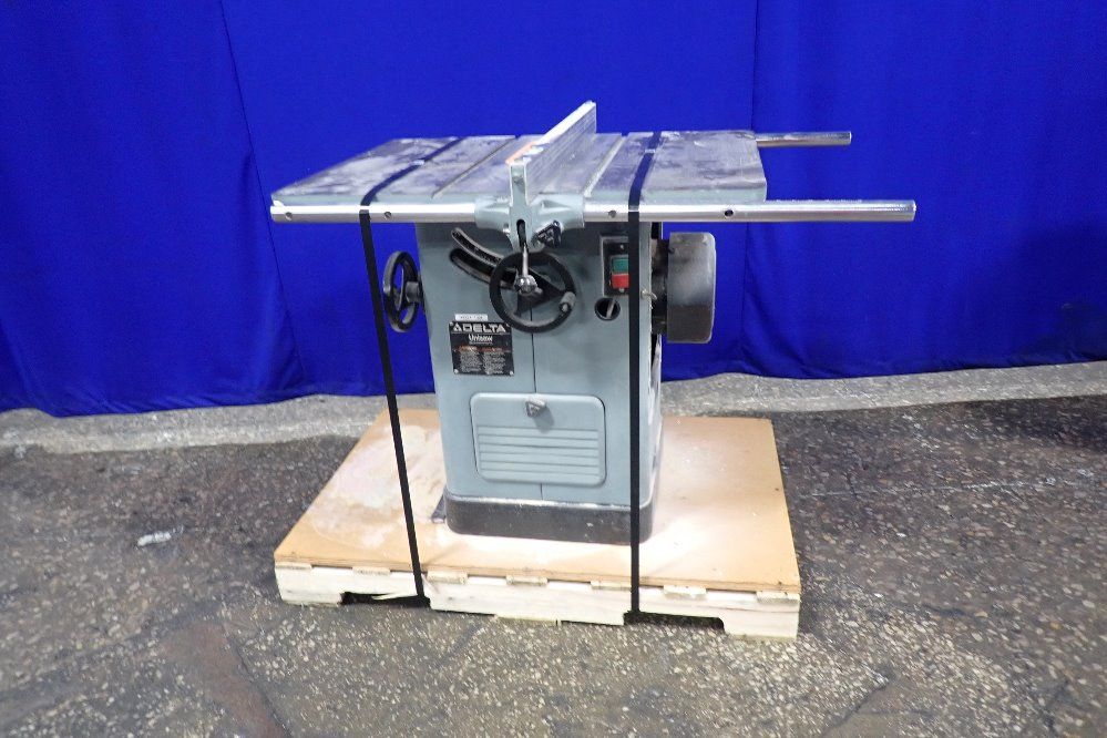 Delta 14" Throat Table Saw - 34-802