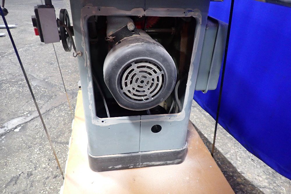 Delta 14" Throat Table Saw - 34-802