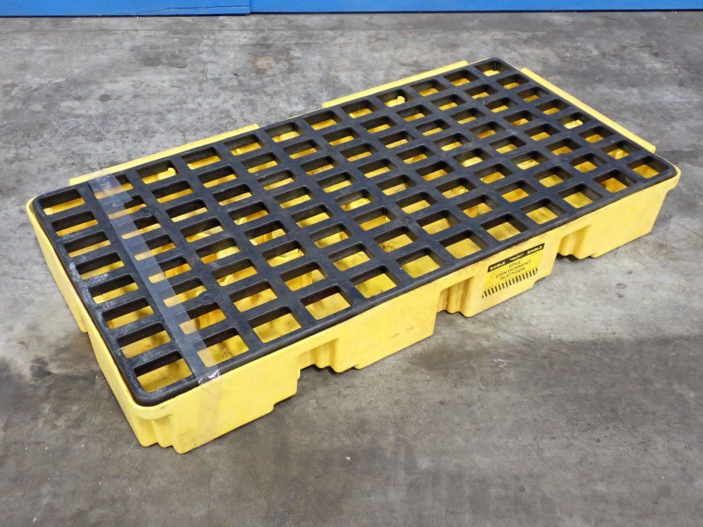 Eagle 50" X 25" X 5" Spill Containment Platform - 1632