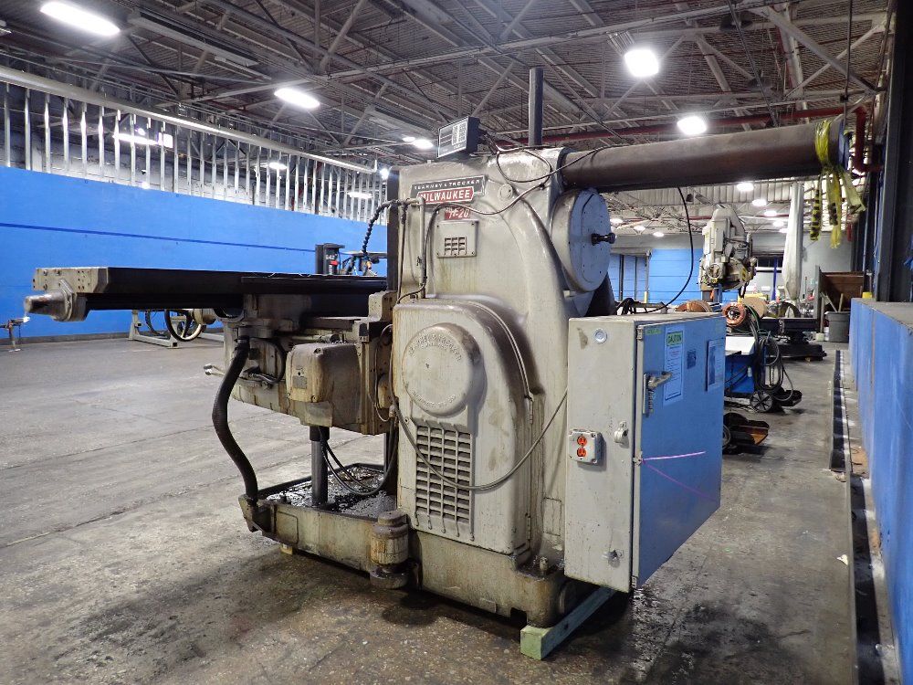 Kearney & Trecker 19 1/2" X 97" Horizontal Mill - D.t.e 26/550tf-20