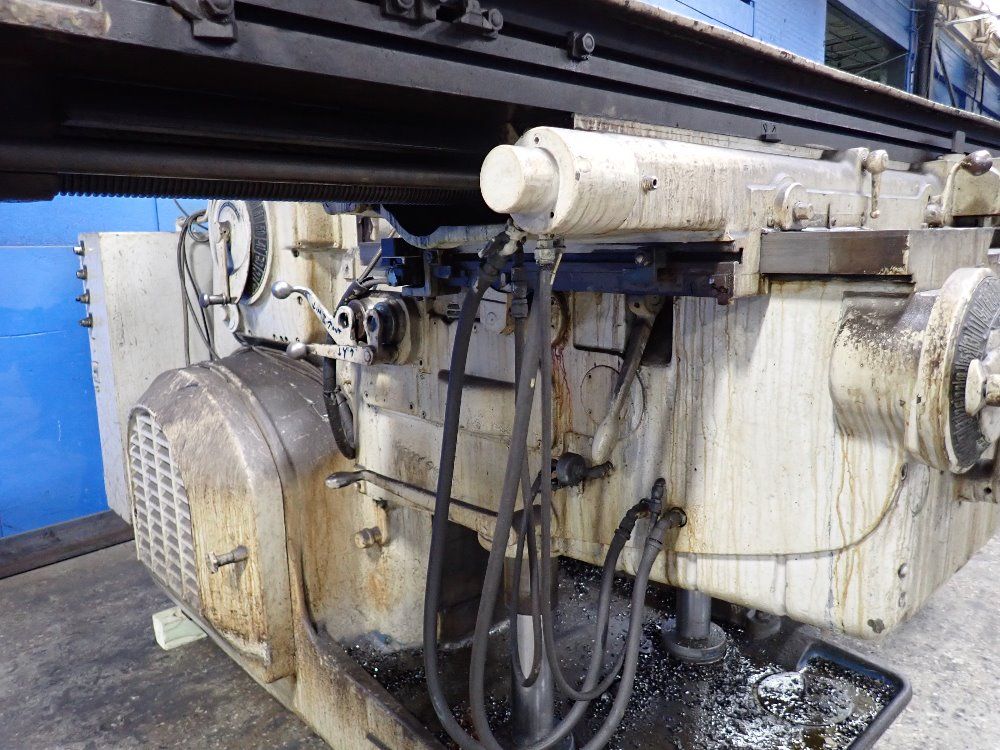 Kearney & Trecker 19 1/2" X 97" Horizontal Mill - D.t.e 26/550tf-20