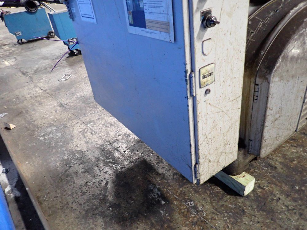 Kearney & Trecker 19 1/2" X 97" Horizontal Mill - D.t.e 26/550tf-20