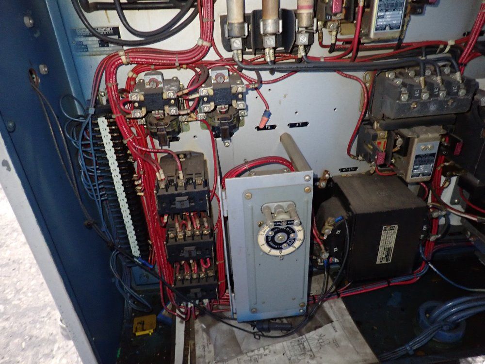 Kearney & Trecker 19 1/2" X 97" Horizontal Mill - D.t.e 26/550tf-20