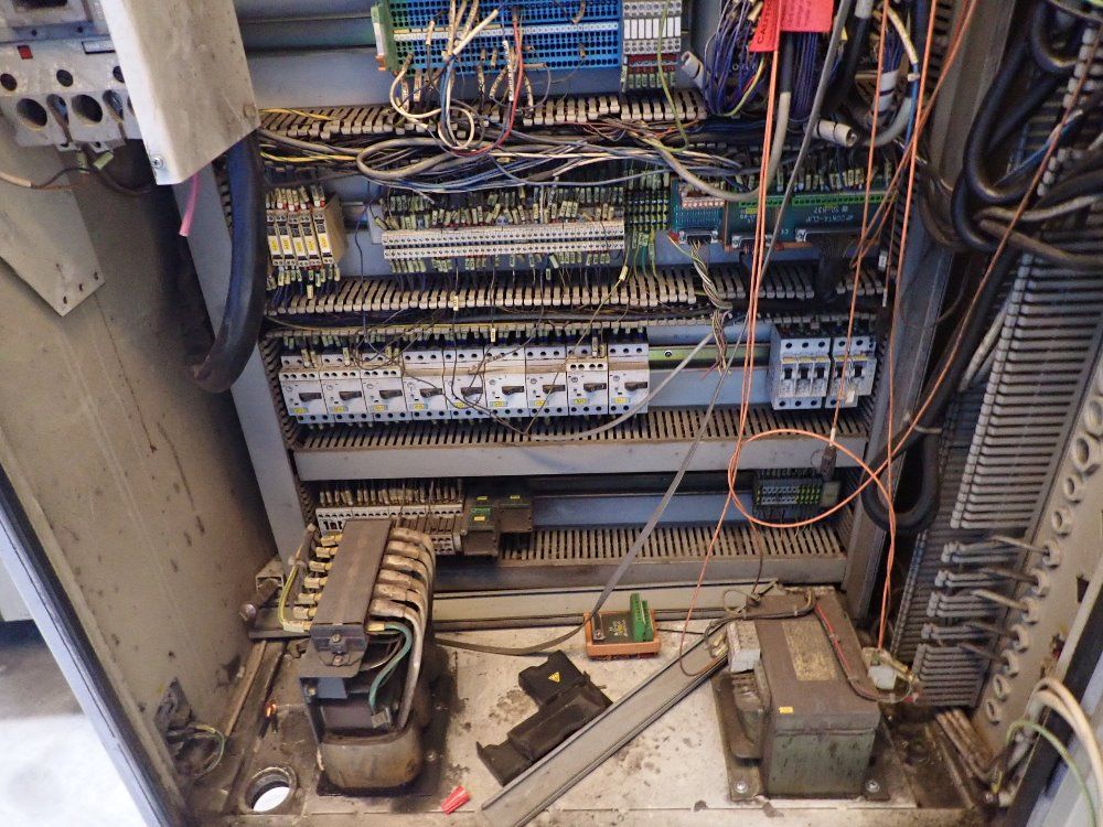 Okuma 23kva Cnc Vertical Mill - Esv4020