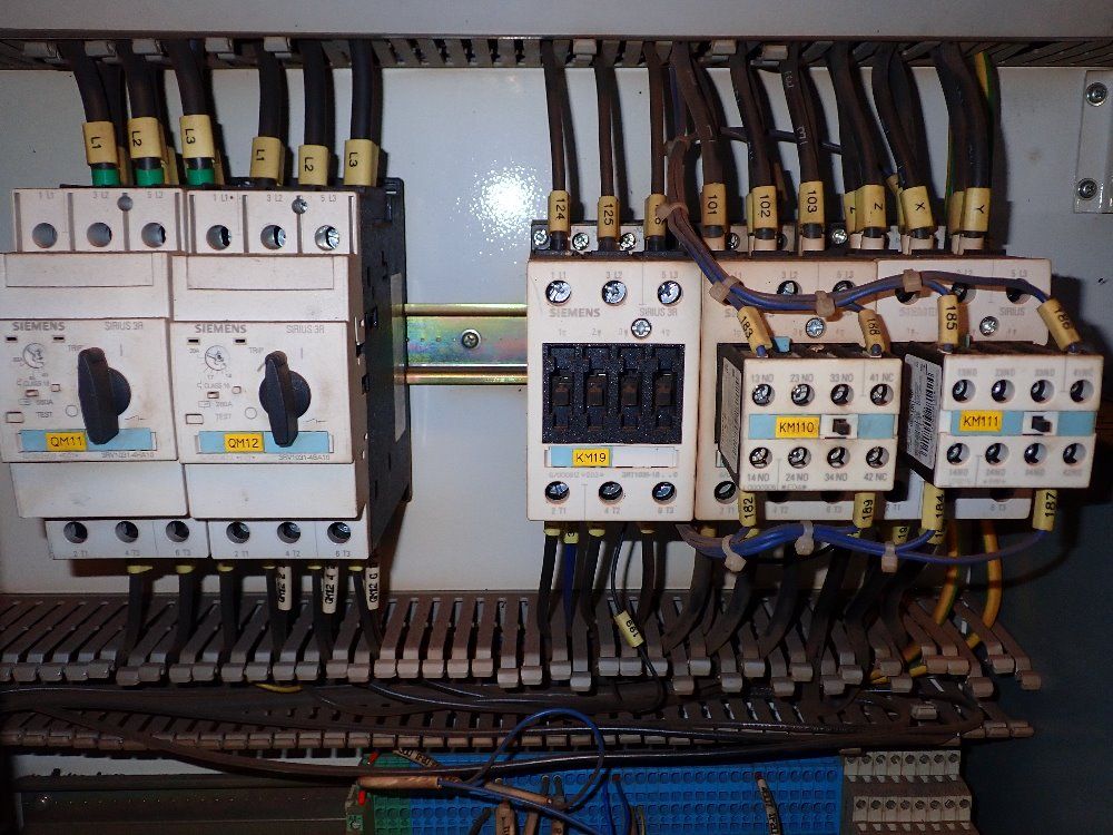 Okuma 23kva Cnc Vertical Mill - Esv4020