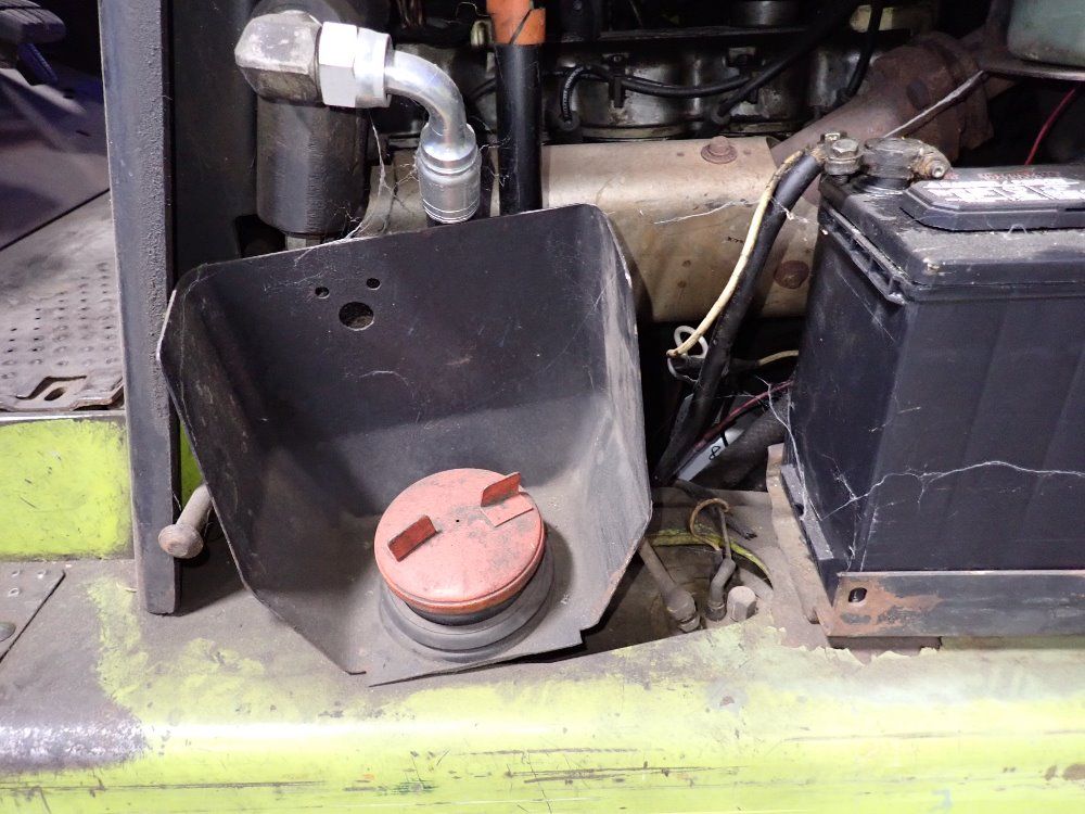 Clark 4000 Lbs Propane Forklift - Gcs20mb