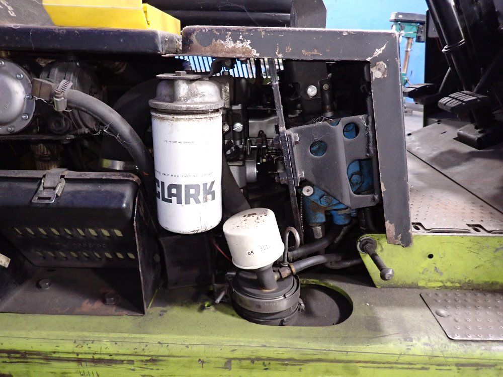 Clark 4000 Lbs Propane Forklift - Gcs20mb