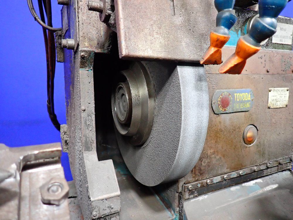 Toyoda 22 1/2" Cylindrical Grinder - Gop 32 X 50
