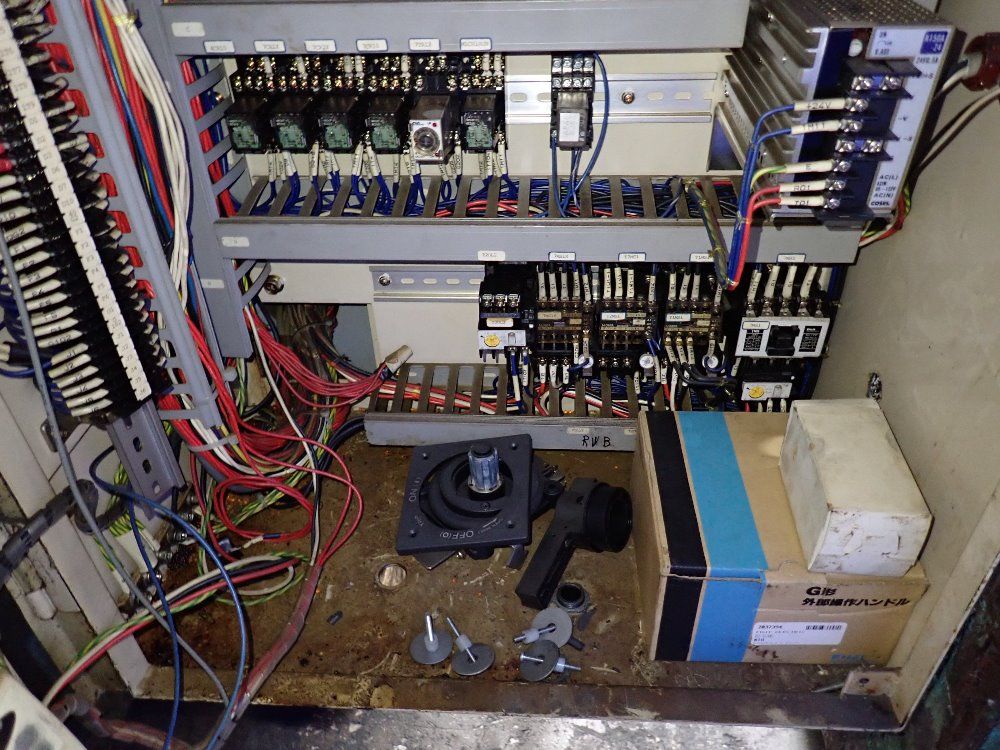 Toyoda 22 1/2" Cylindrical Grinder - Gop 32 X 50