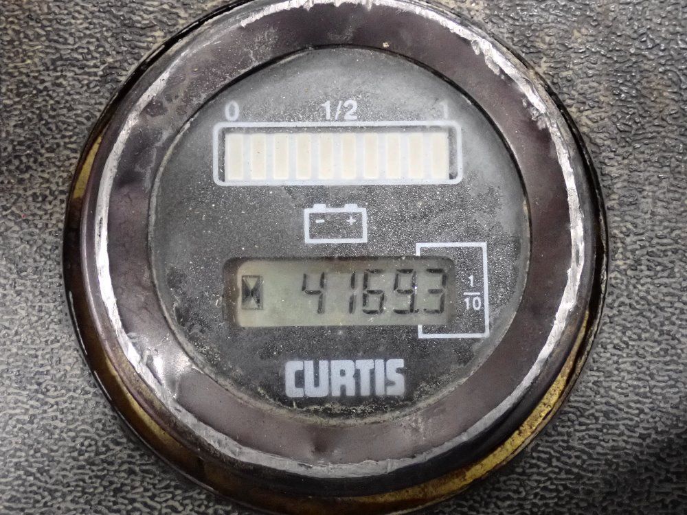 Yale 6000 Lbs Electric Pallet Jack - Mpe060scn12t2748