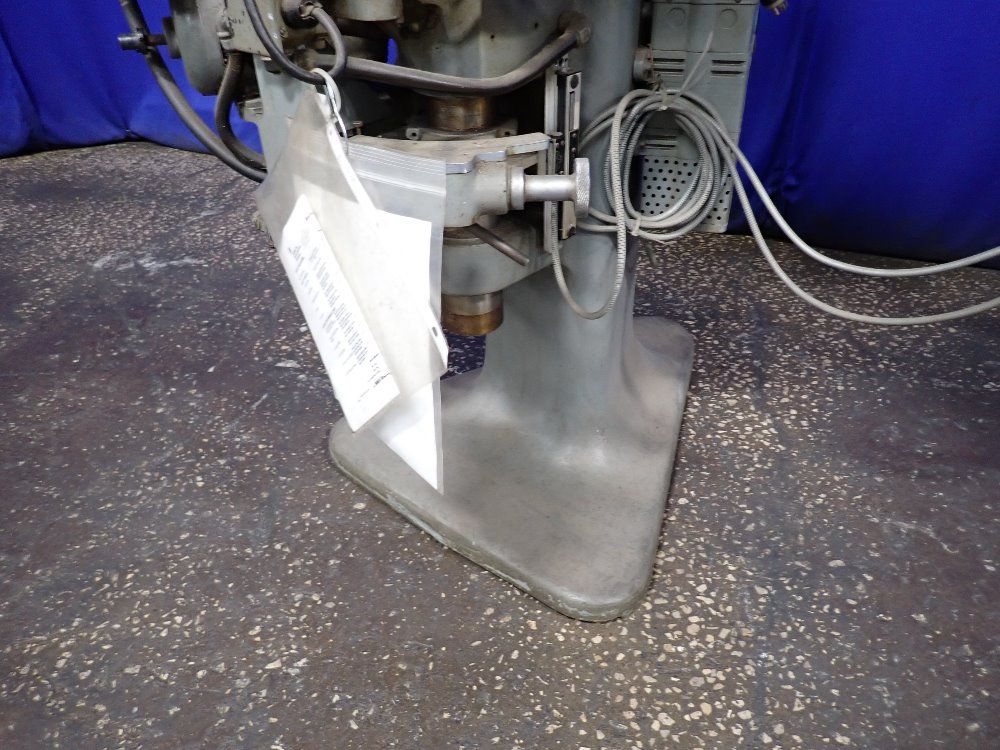 J&l 14 1/2" Optical Comparator - Pc-14