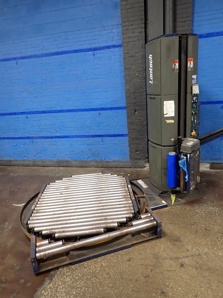 Lantech 66" X 81" Stretch Wrapper - Q300