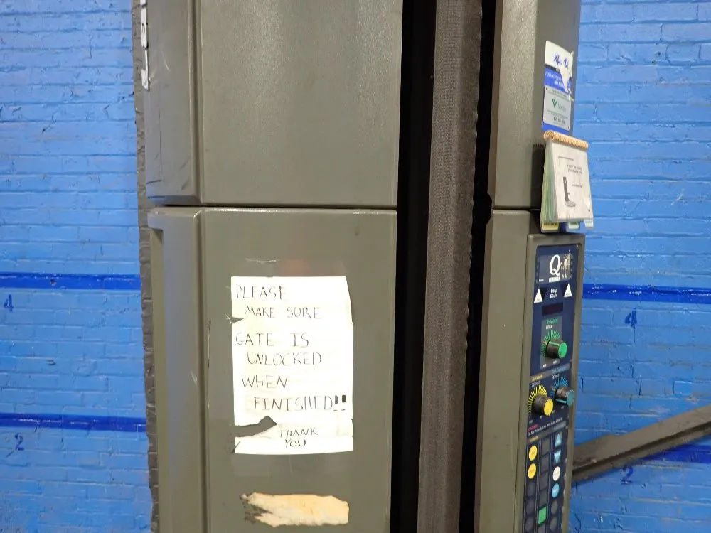 Lantech 66" X 81" Stretch Wrapper - Q300