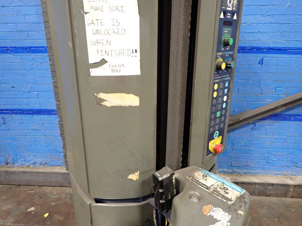 Lantech 66" X 81" Stretch Wrapper - Q300