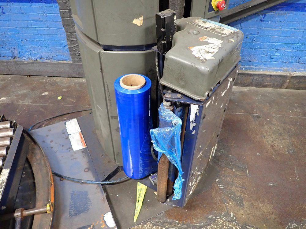 Lantech 66" X 81" Stretch Wrapper - Q300