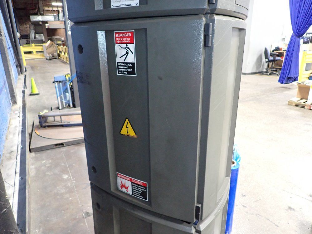 Lantech 66" X 81" Stretch Wrapper - Q300