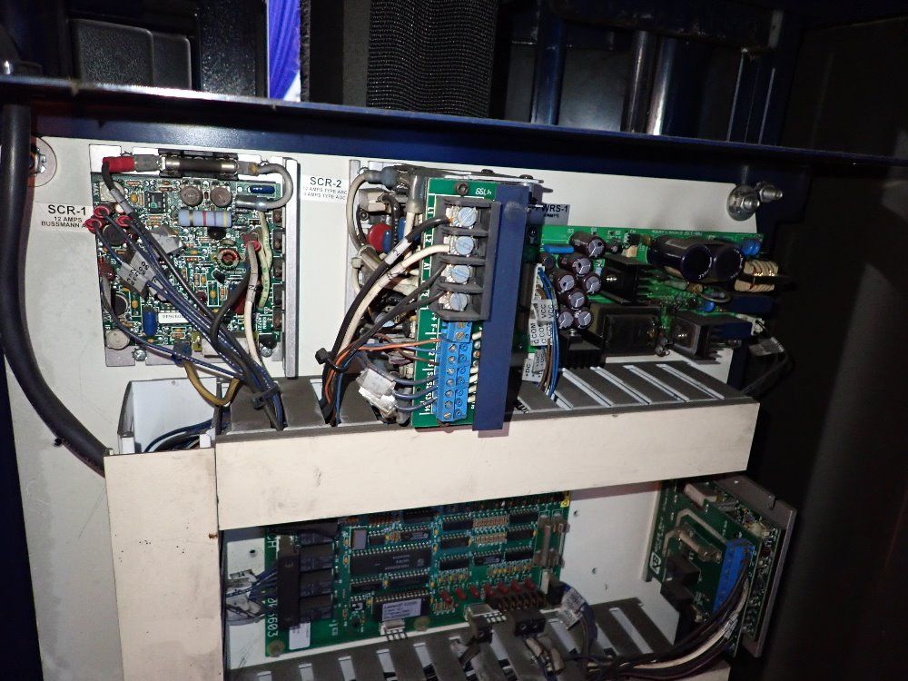 Lantech 66" X 81" Stretch Wrapper - Q300