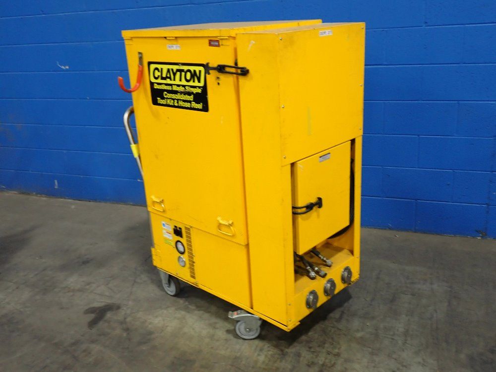 Clayton Vacuum Sanding System - Dustmaster