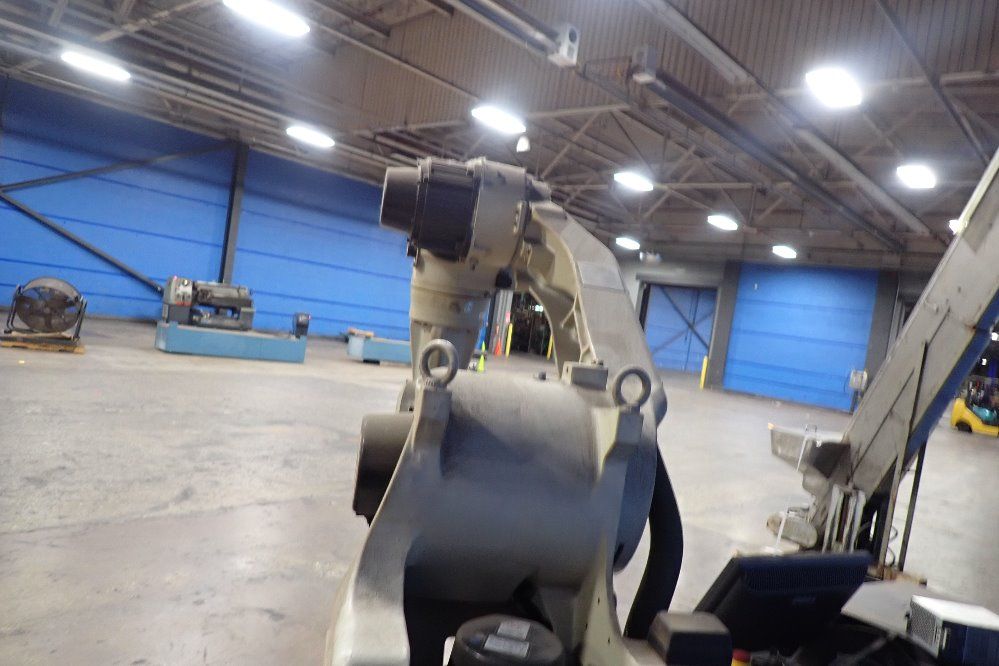 Adept Technologies Robot - Adept Six 60