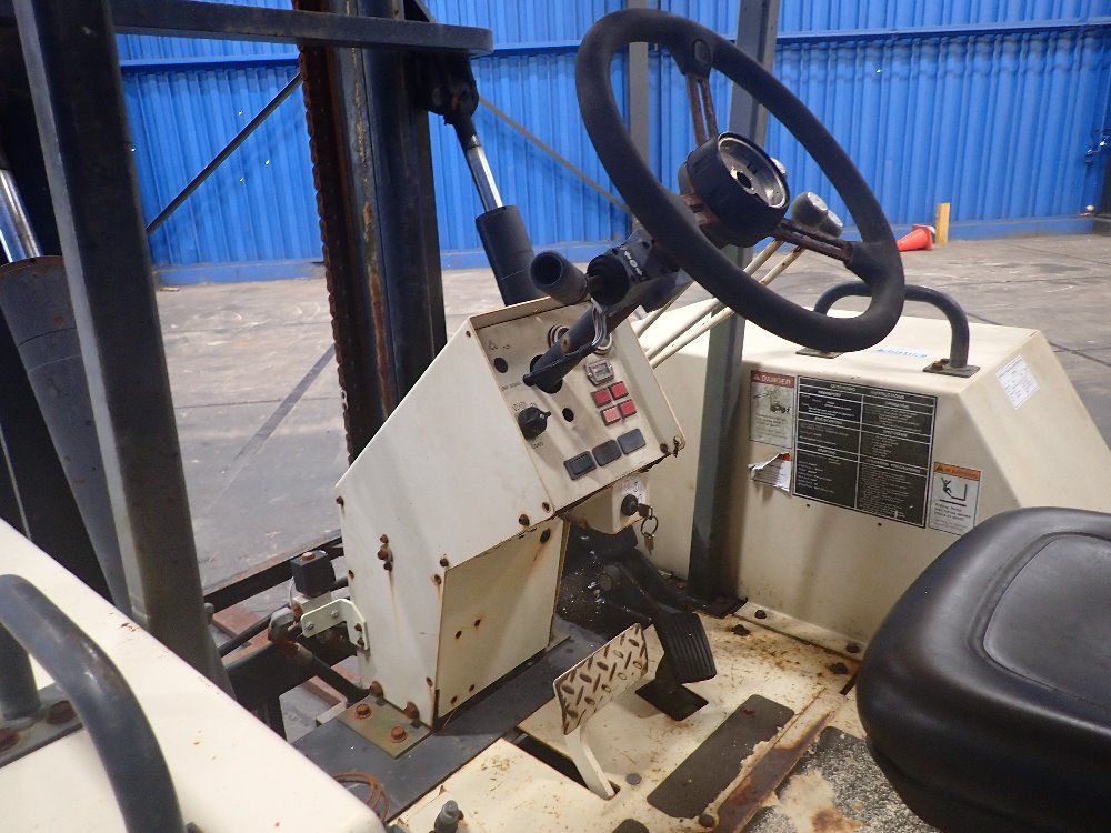 Ingersoll-rand 8000lbs Diesel Forklift - Rt-708h