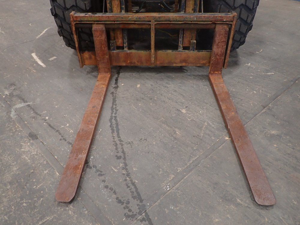 Ingersoll-rand 8000lbs Diesel Forklift - Rt-708h